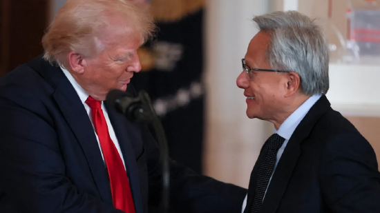 驰牛配资 英伟达CEO黄仁勋将随特朗普下周出访英国进行国事访问